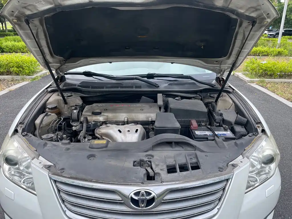 Toyota Camry 2008 — фото 12