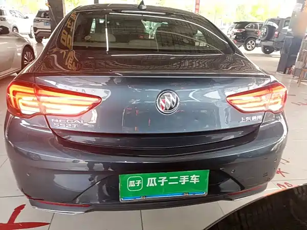 Buick Regal 2021