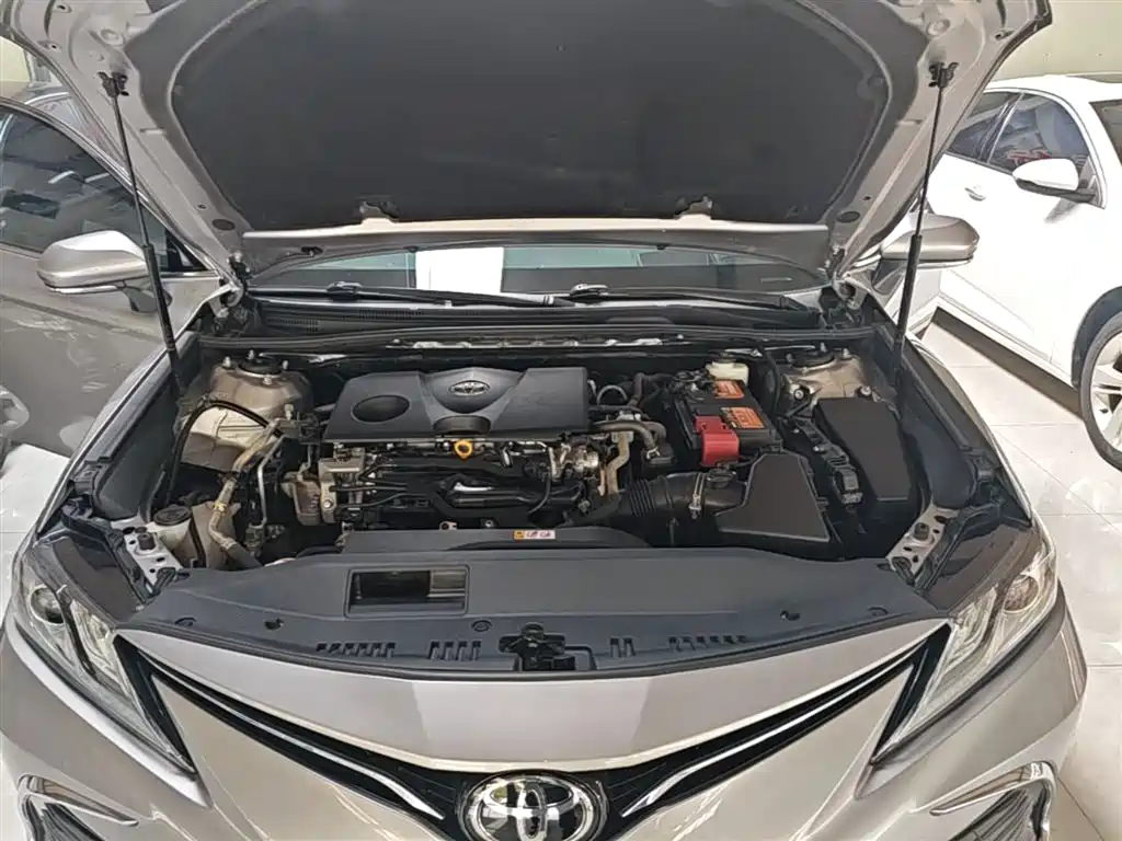 Toyota Camry 2022 — фото 20