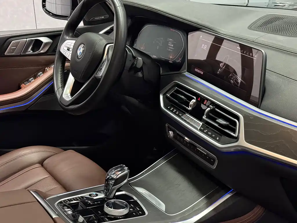 BMW X7 2020 — фото 41