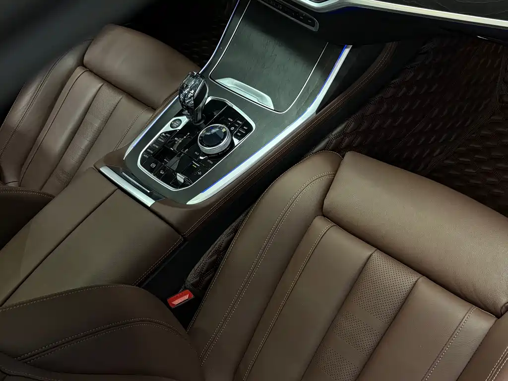 BMW X7 2020 — фото 40