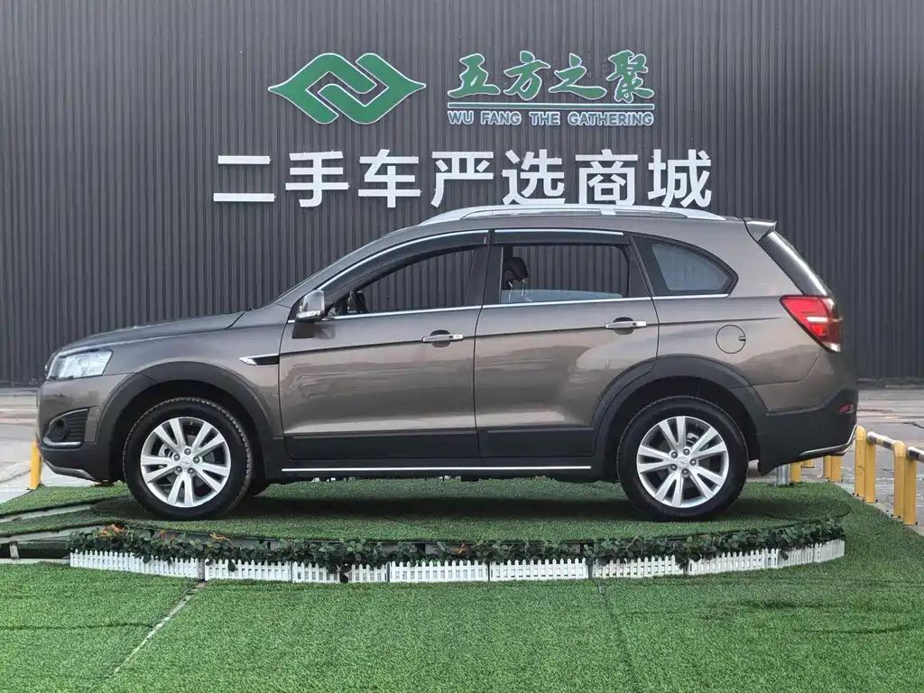 Chevrolet Captiva 2016 — фото 18