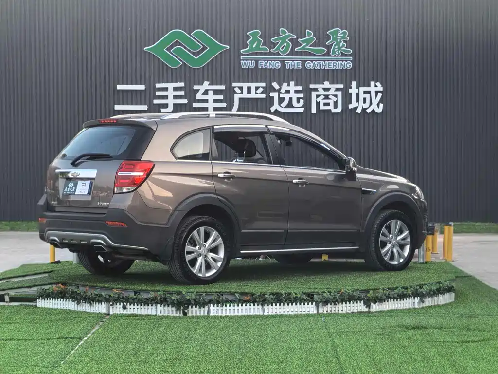 Chevrolet Captiva 2016 — фото 19