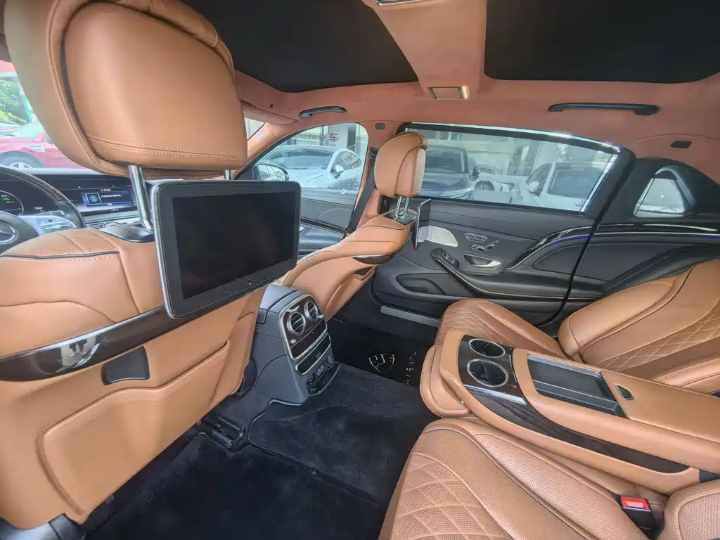 Mercedes-Benz Maybach S-Class 2020 — фото 17