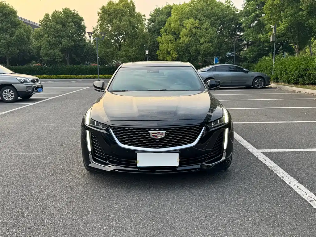 Cadillac CT5 2023 — фото 2