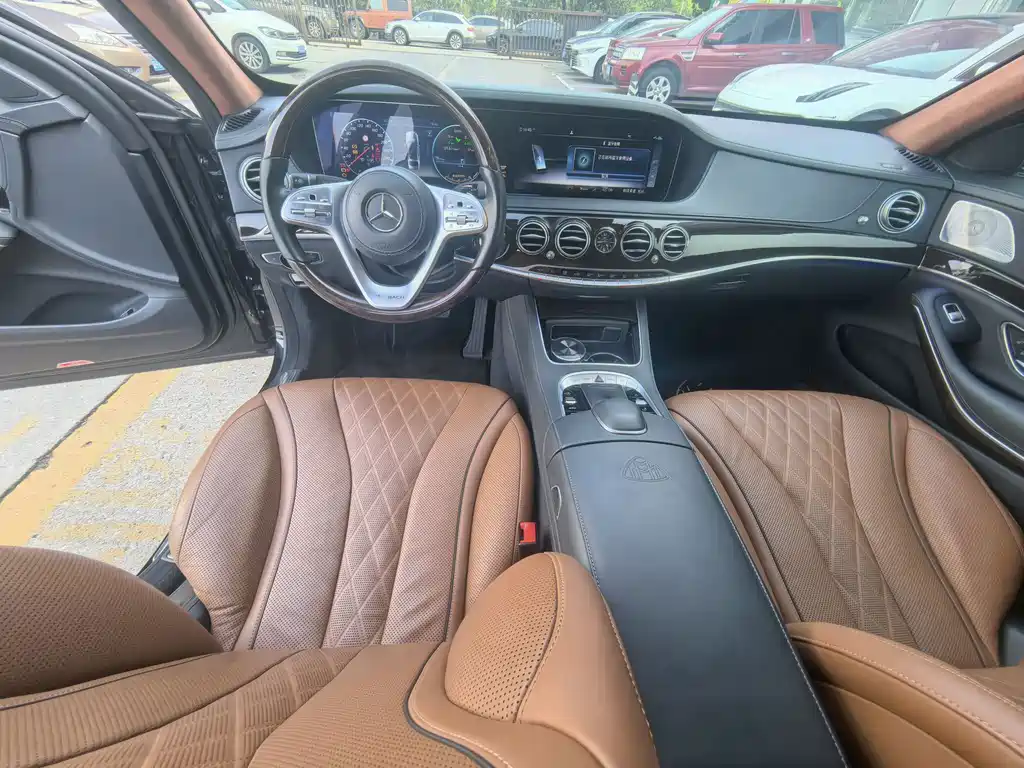 Mercedes-Benz Maybach S-Class 2020 — фото 10