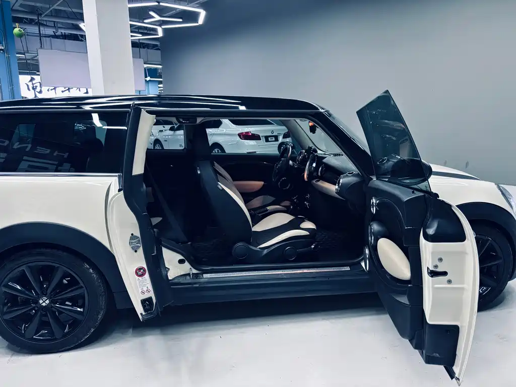 MINI Clubman 2014 — фото 17