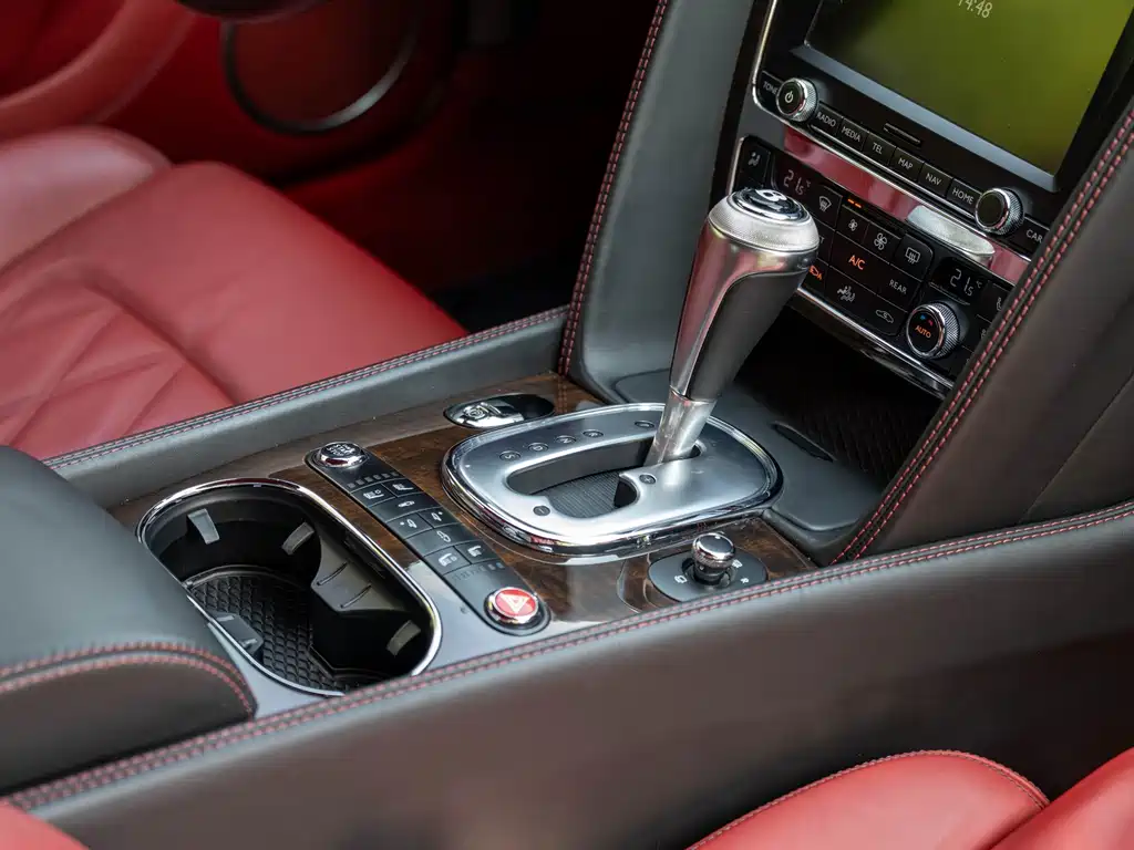Bentley Continental 2014 — фото 17