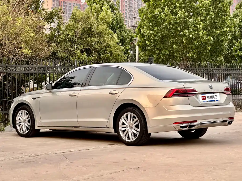 Volkswagen Phideon 2018 — фото 7
