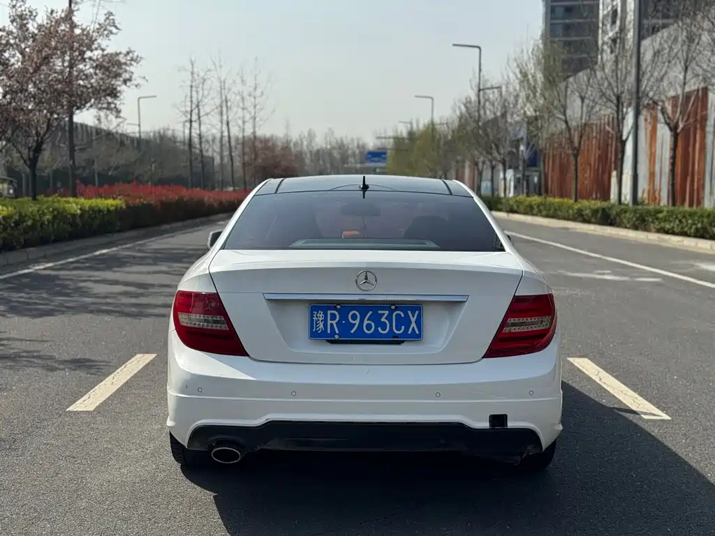 Mercedes-Benz C-Class 2015 — фото 13