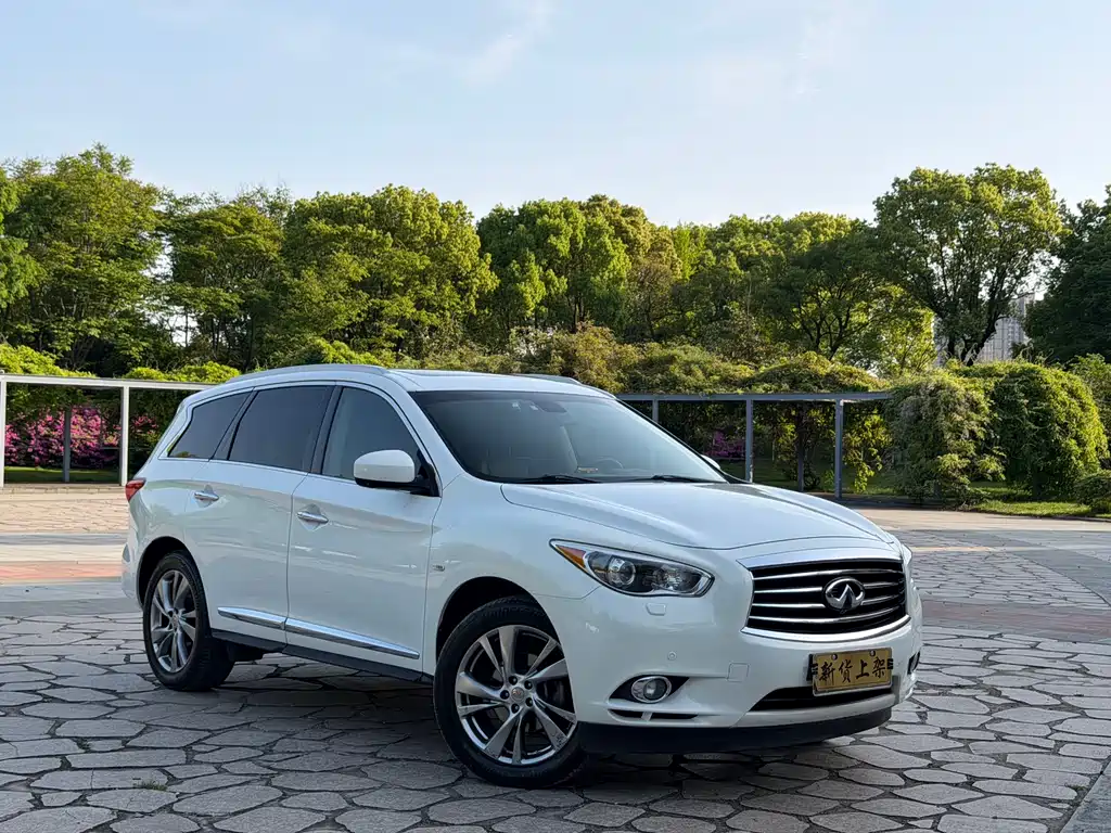 Infiniti JX 2015 — фото 2