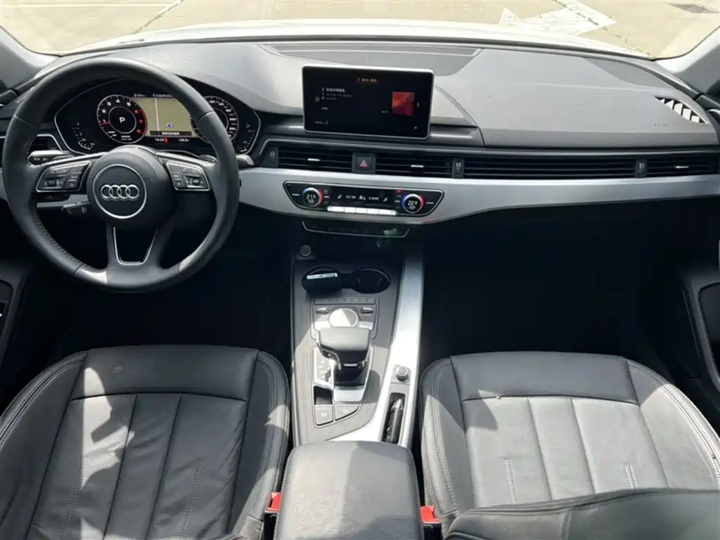 Audi A4L 2019 — фото 13