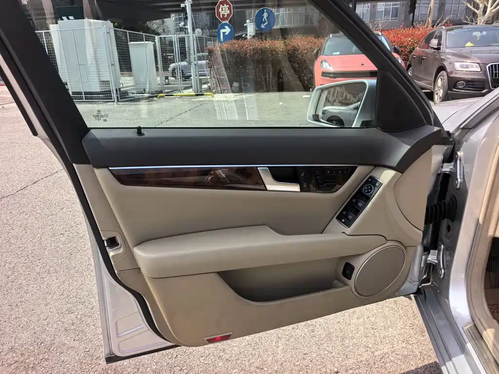 Mercedes-Benz C-Class 2013 — фото 19