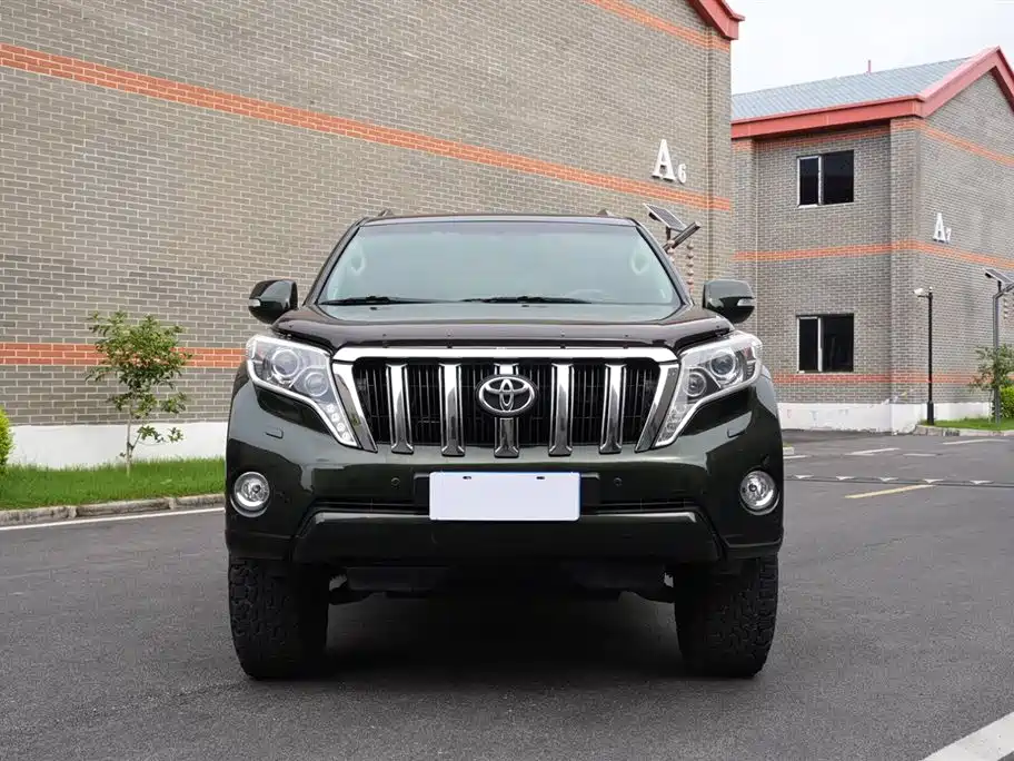 Toyota Prado 2017 — фото 32