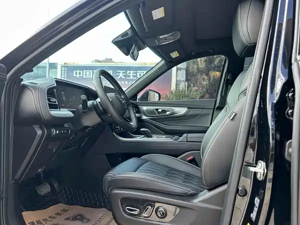 GAC Trumpchi GS8 2023