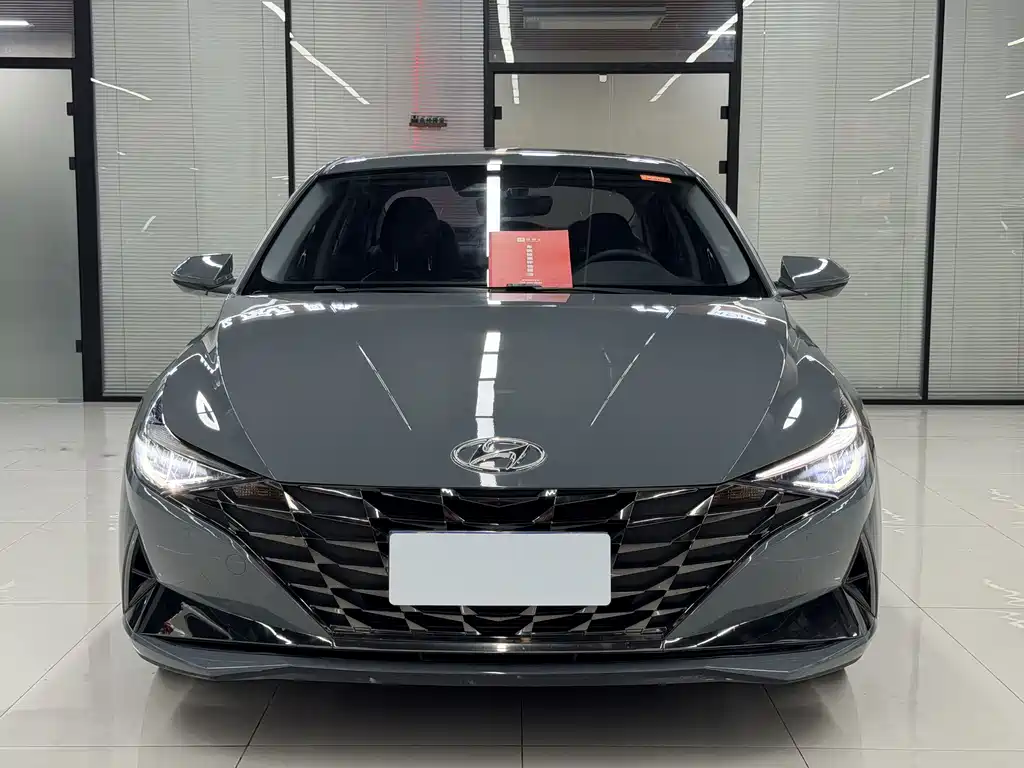 Hyundai Elantra 2023