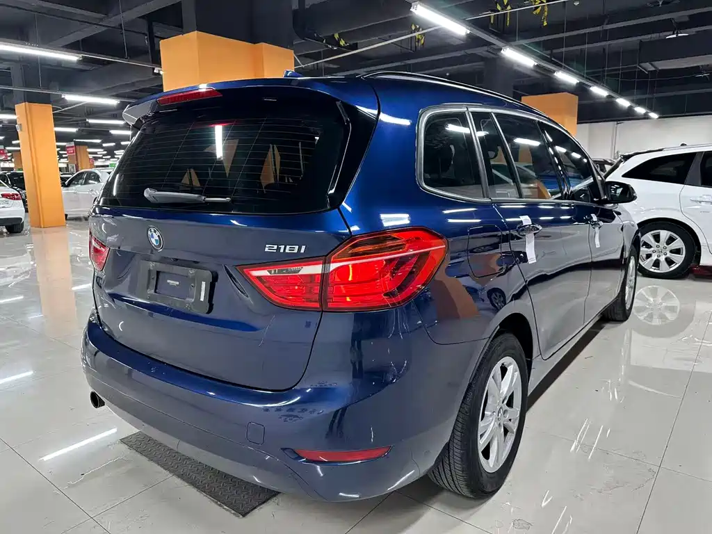 BMW 2 Series Gran Tourer 2017 — фото 8