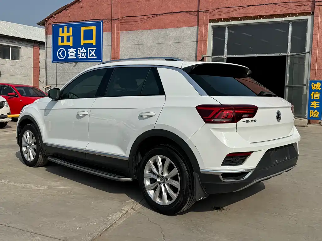 Volkswagen T-Roc 2019 — фото 4