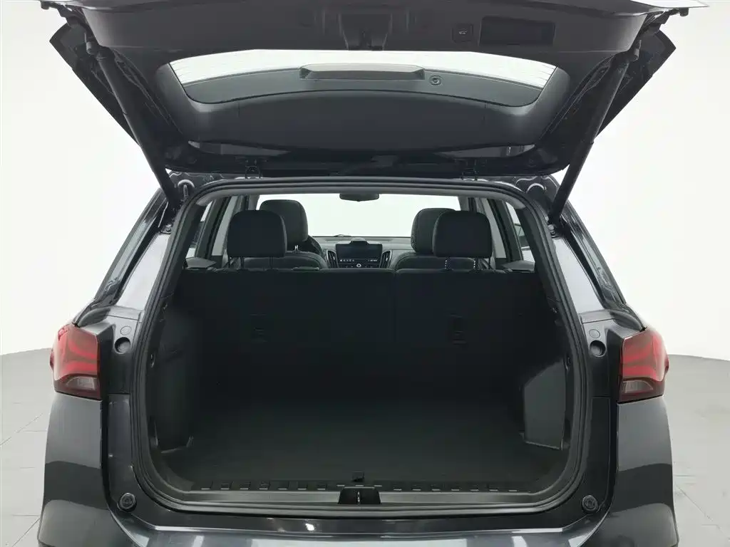 Chevrolet Equinox 2022 — фото 16