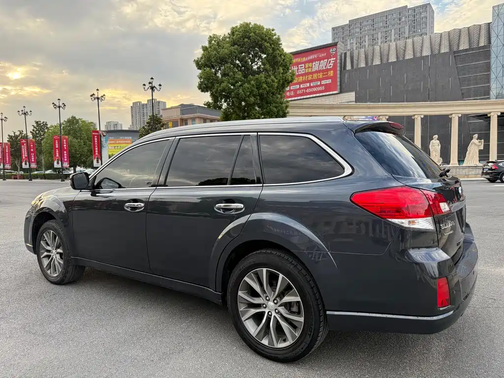 Subaru Outback 2014 — фото 7