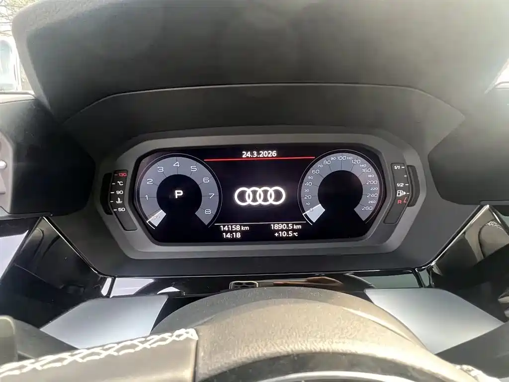 Audi A3 2023 — фото 9