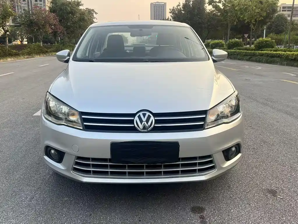 Volkswagen Jetta 2015 — фото 2