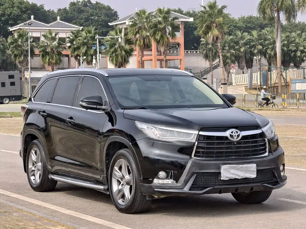 Toyota Highlander 2017 — фото 4