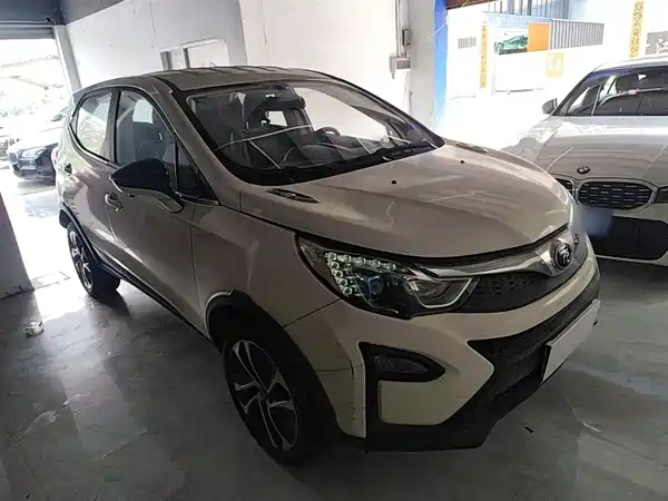 BYD Yuan 2016