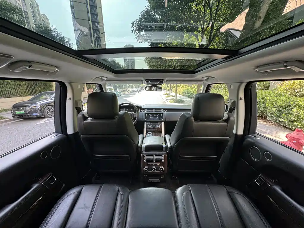 Land Rover Range Rover 2017 — фото 11