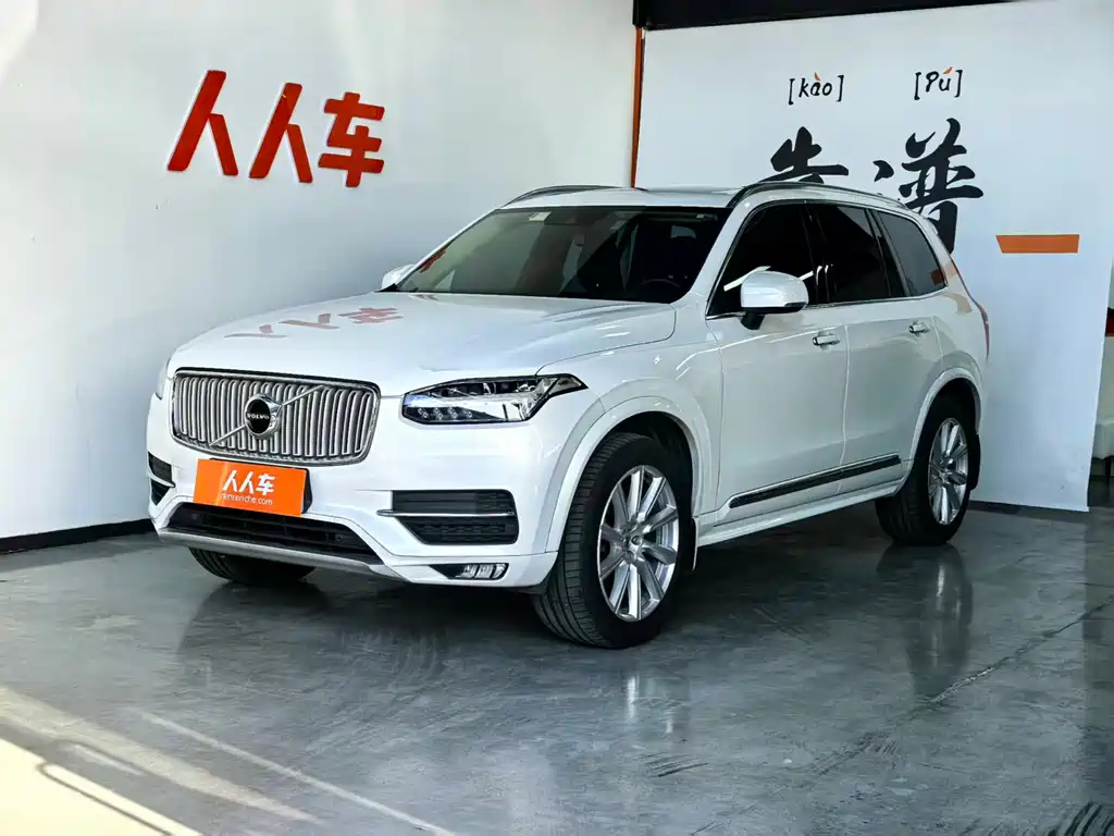Volvo XC90 2019 — фото 1