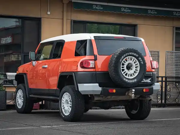 Toyota FJ Cruiser 2013