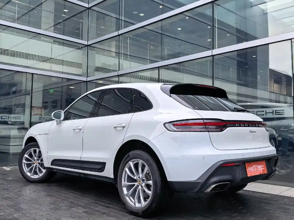 Porsche Macan 2024 — фото 6