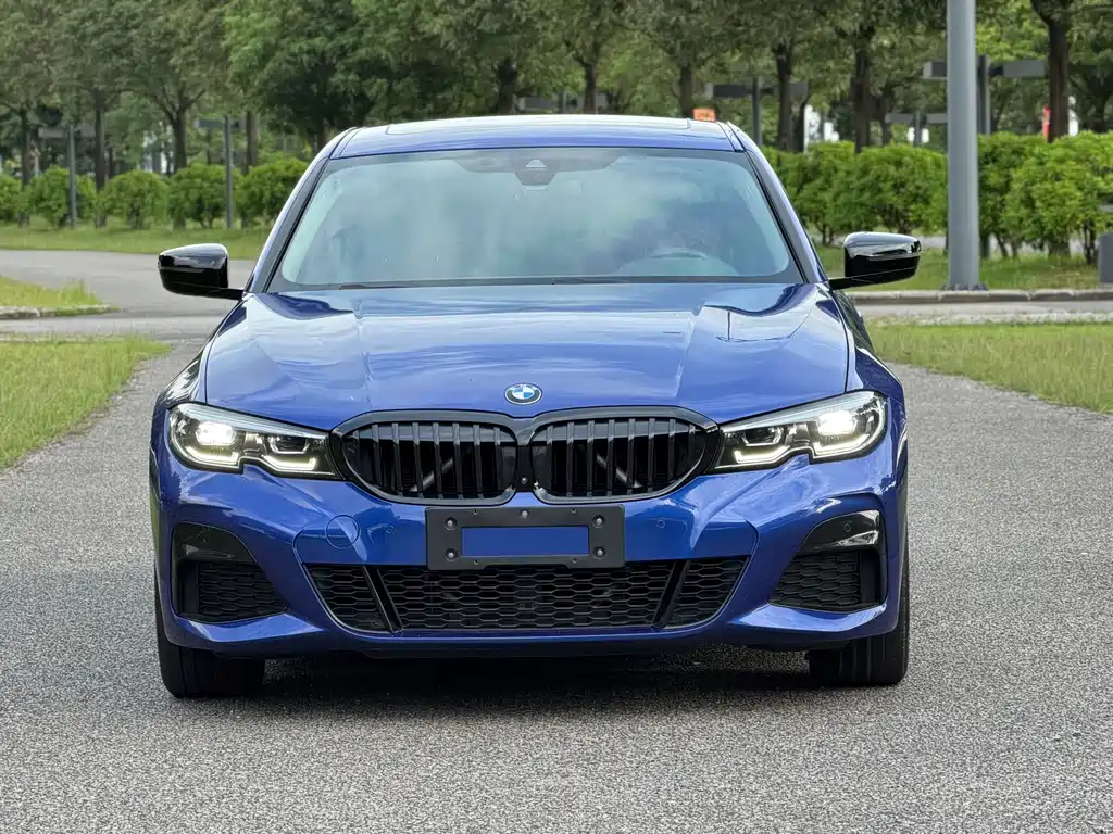 BMW 3 Series 2021