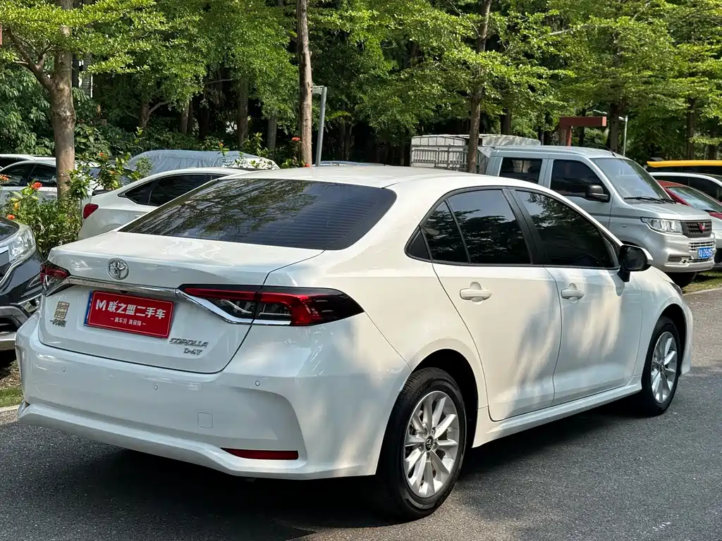 Toyota Corolla 2022 — фото 5