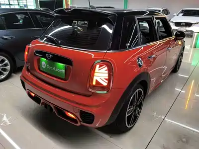 MINI MINI 2018