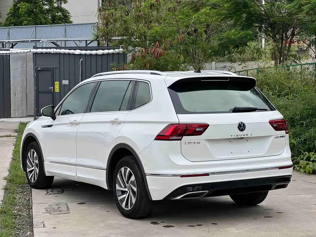 Volkswagen Tiguan L PHEV 2021 — фото 4