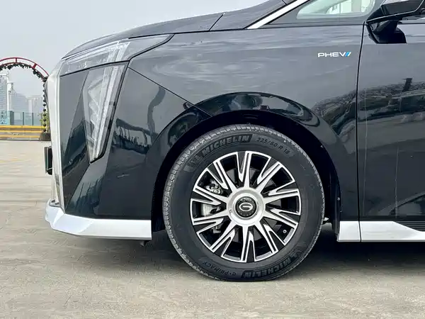 GAC Trumpchi E9 2023