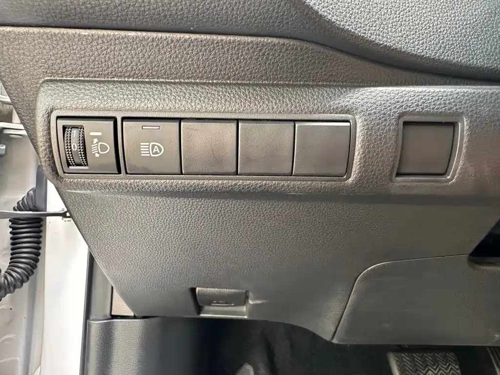 Toyota Corolla 2022 — фото 24