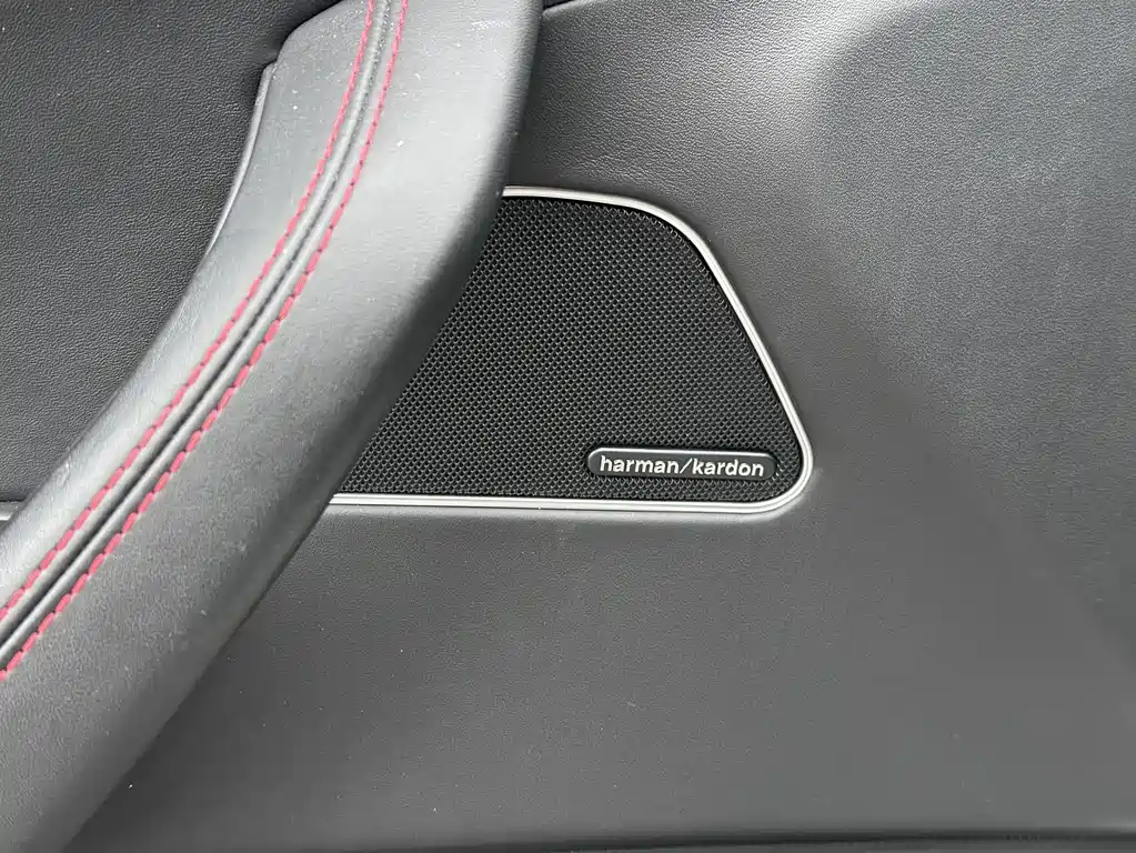 Maserati Levante 2017 — фото 9