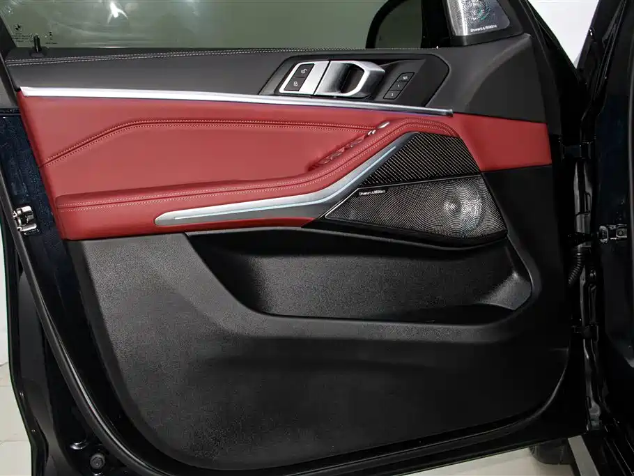 BMW X5 2025 — фото 17
