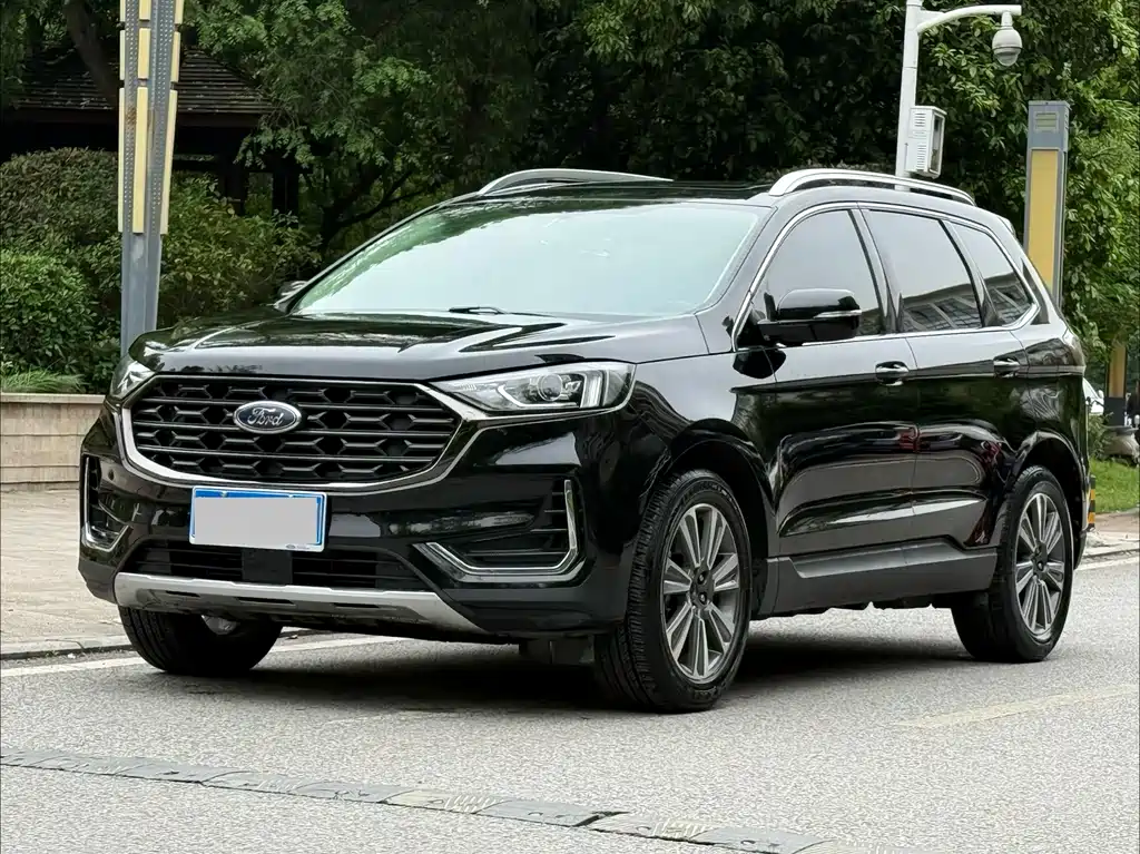 Ford Edge 2021 — фото 3