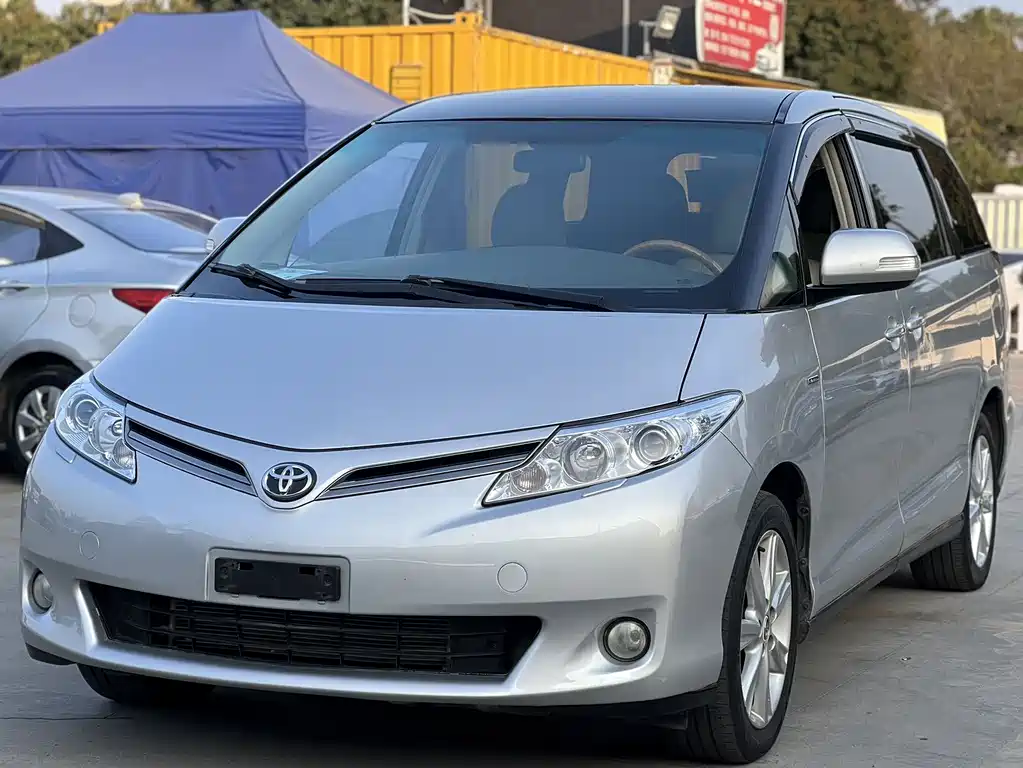 Toyota Previa 2010
