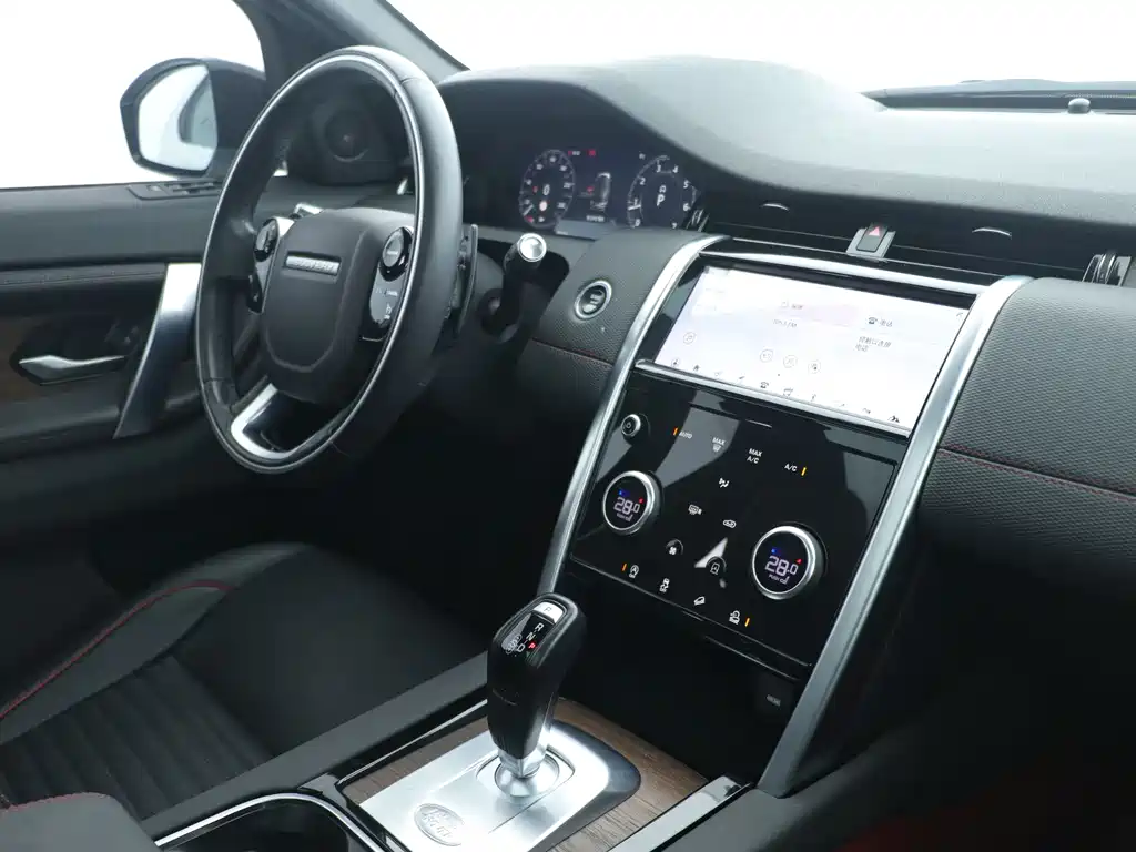Land Rover Discovery Sport 2021 — фото 12