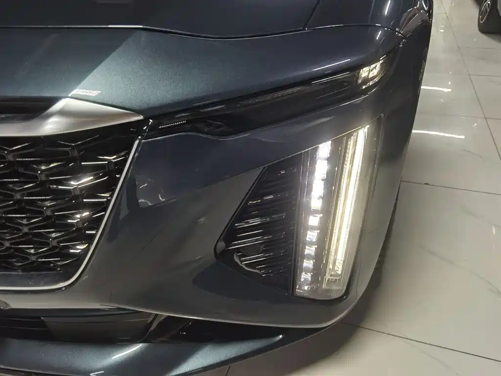 Cadillac CT6 2024 — фото 17