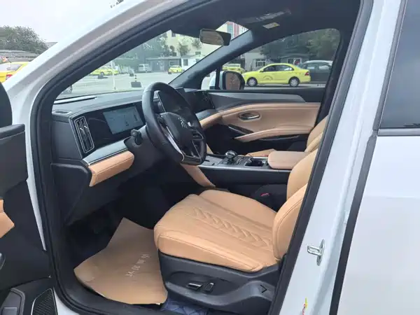 BYD Song L DM-i 2024