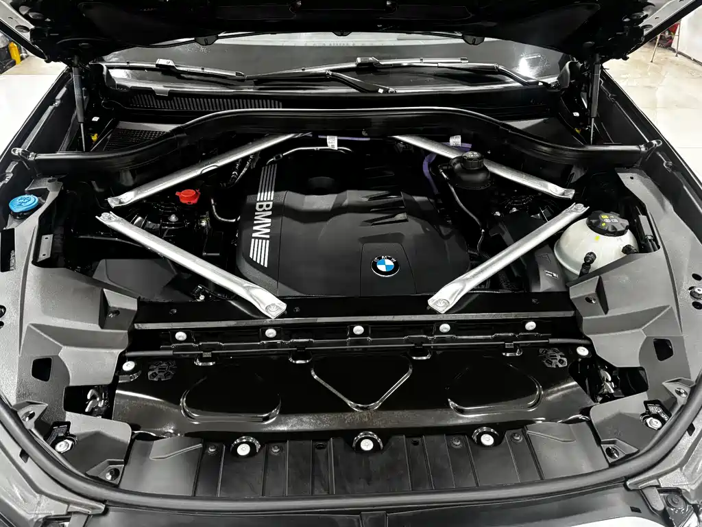 BMW X5 2025 — фото 32