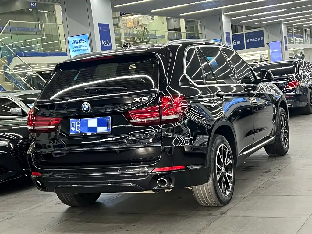 BMW X5 2015 — фото 9