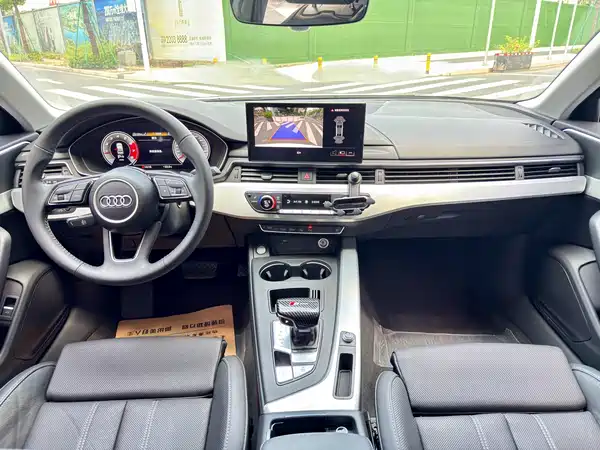 Audi A4L 2021