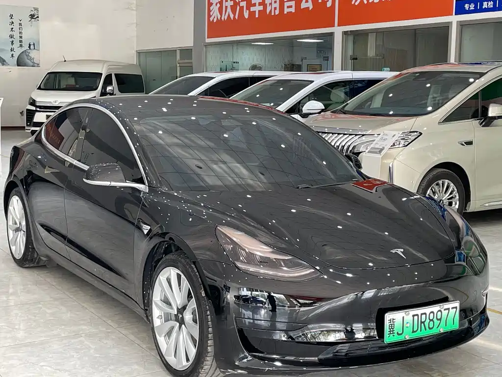 Tesla Model 3 2020 — фото 3