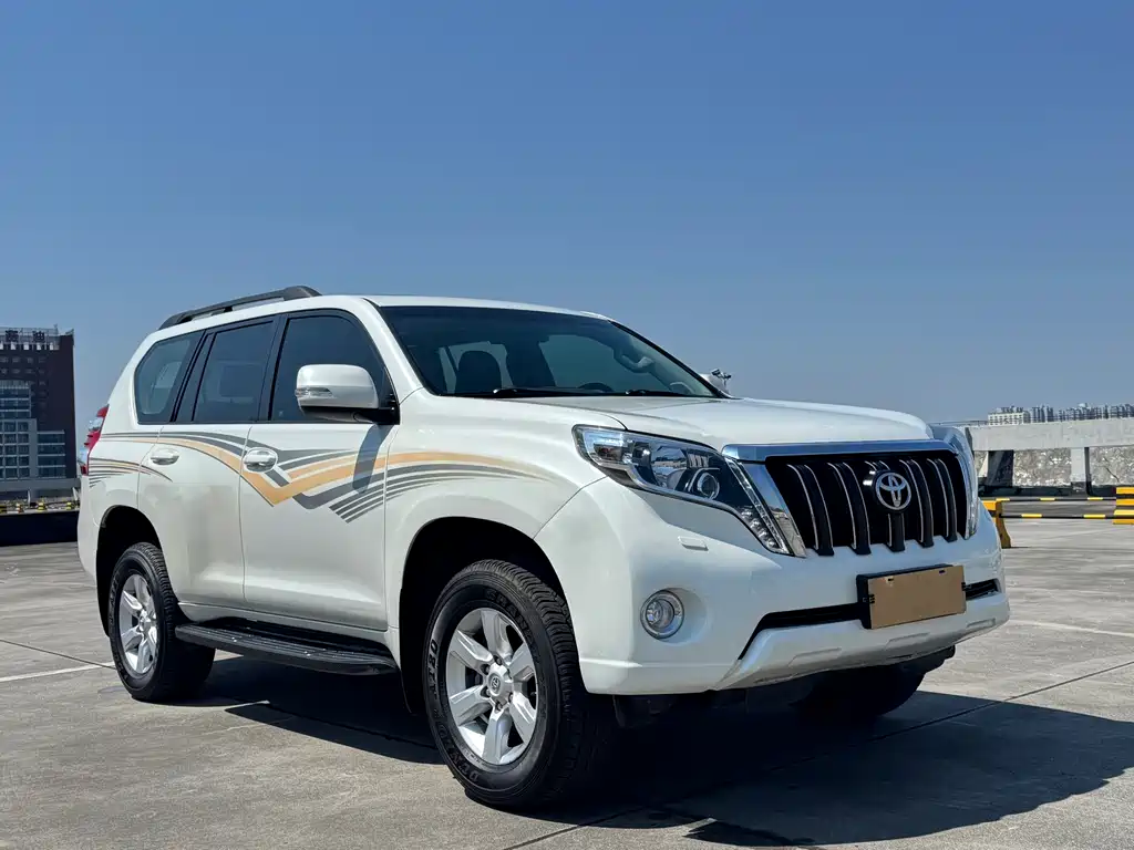 Toyota Prado 2016